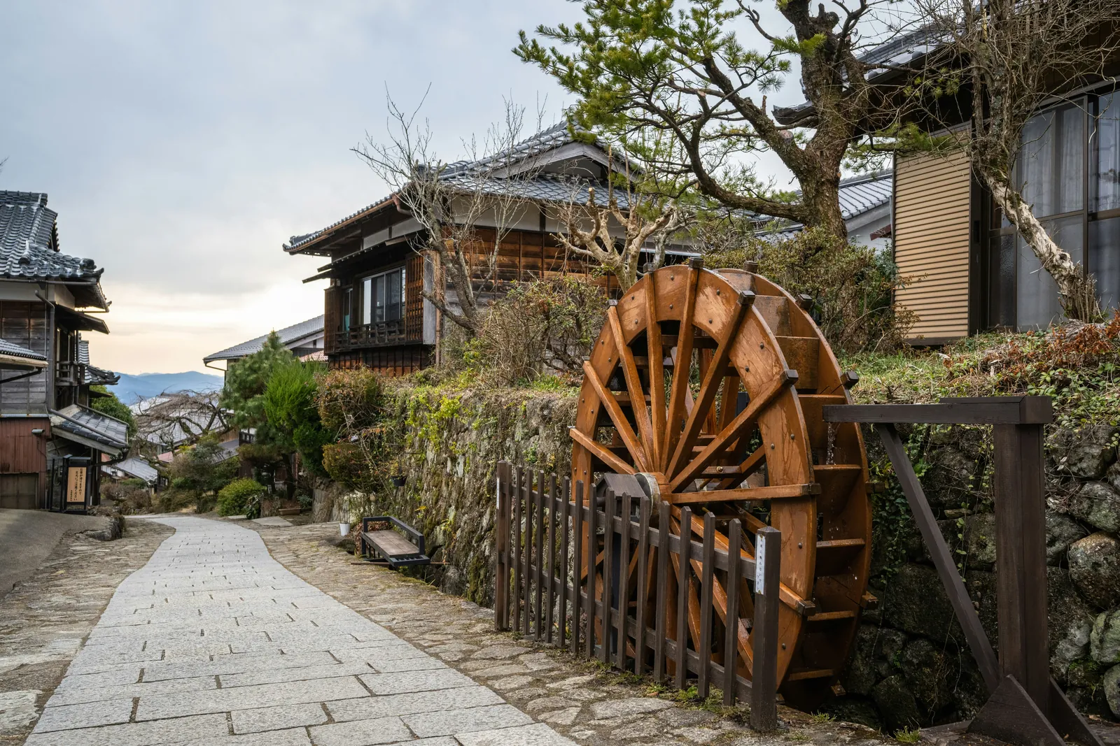 Rua histórica da vila de Tsumago, na antiga estrada Nakasendo